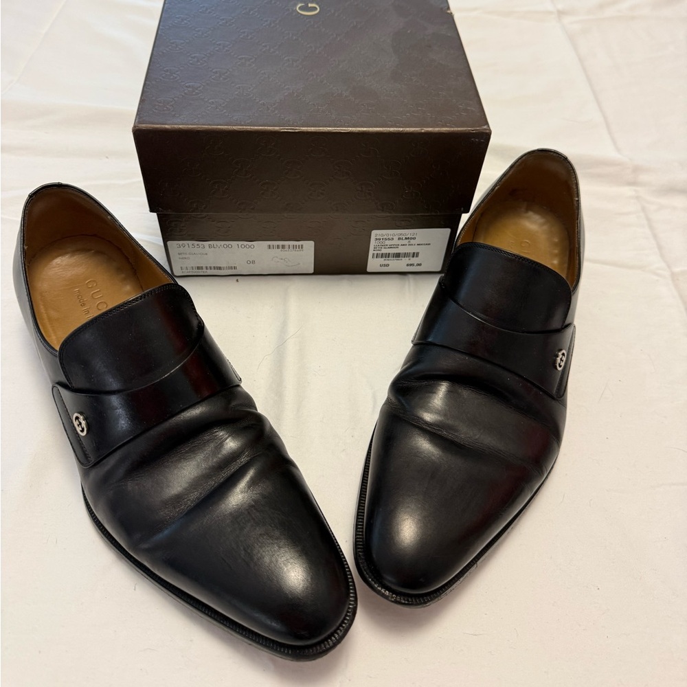 Gucci Men's Elegant Black Slip-On Loafers